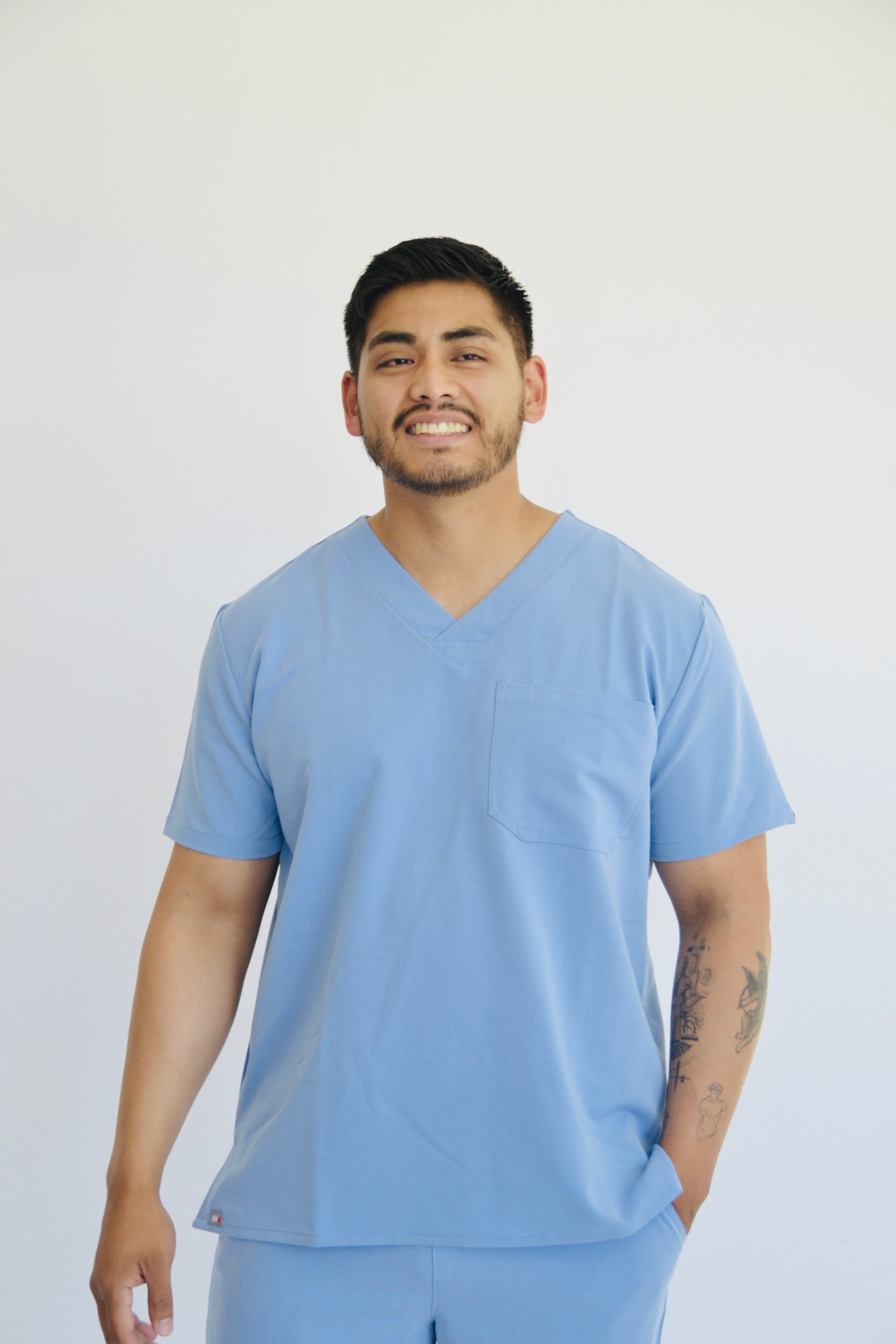 RAY V-NECK TOP WITH CHEST POCKET