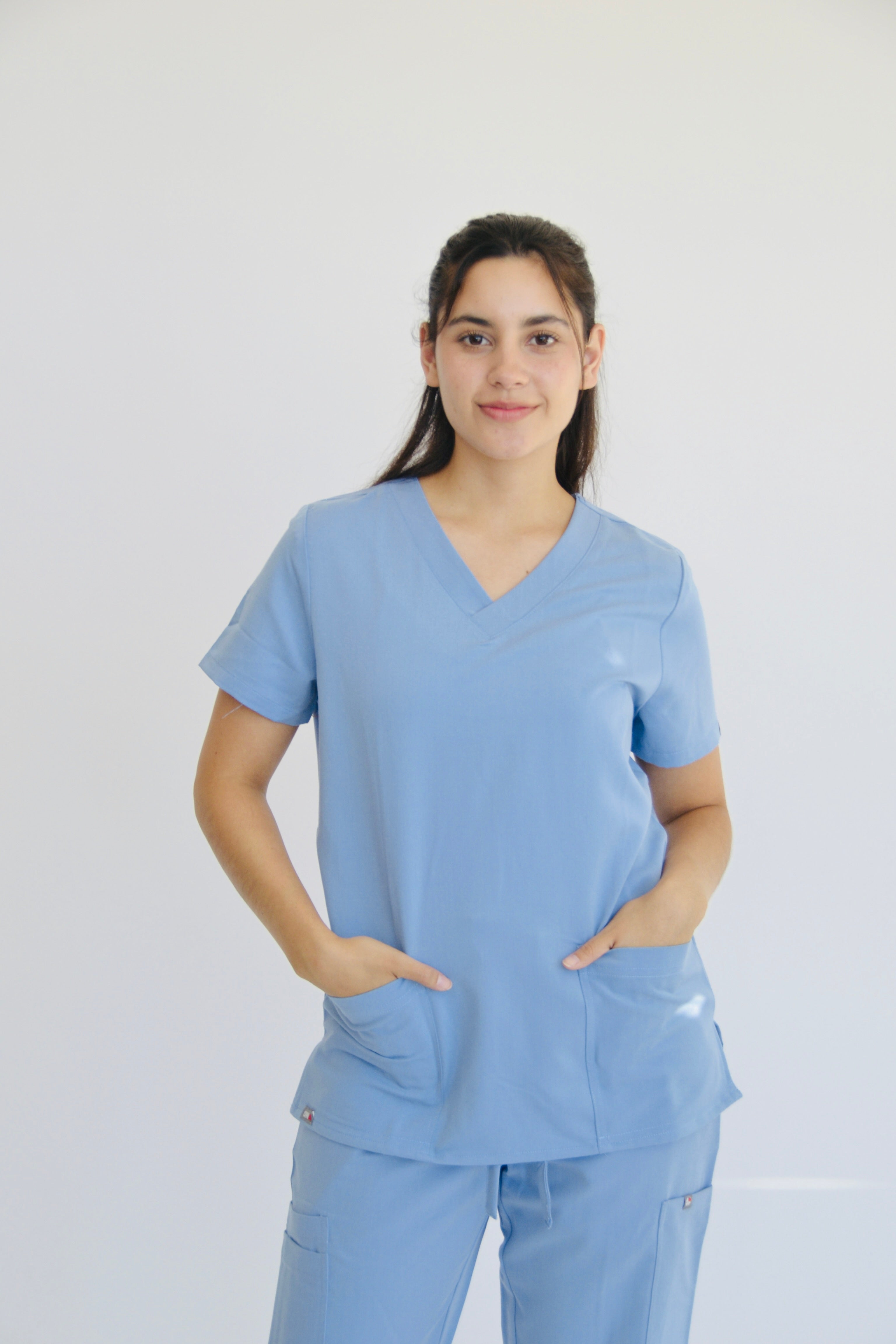 TENA V-NECK TOP WITH 2 HAND POCKETS