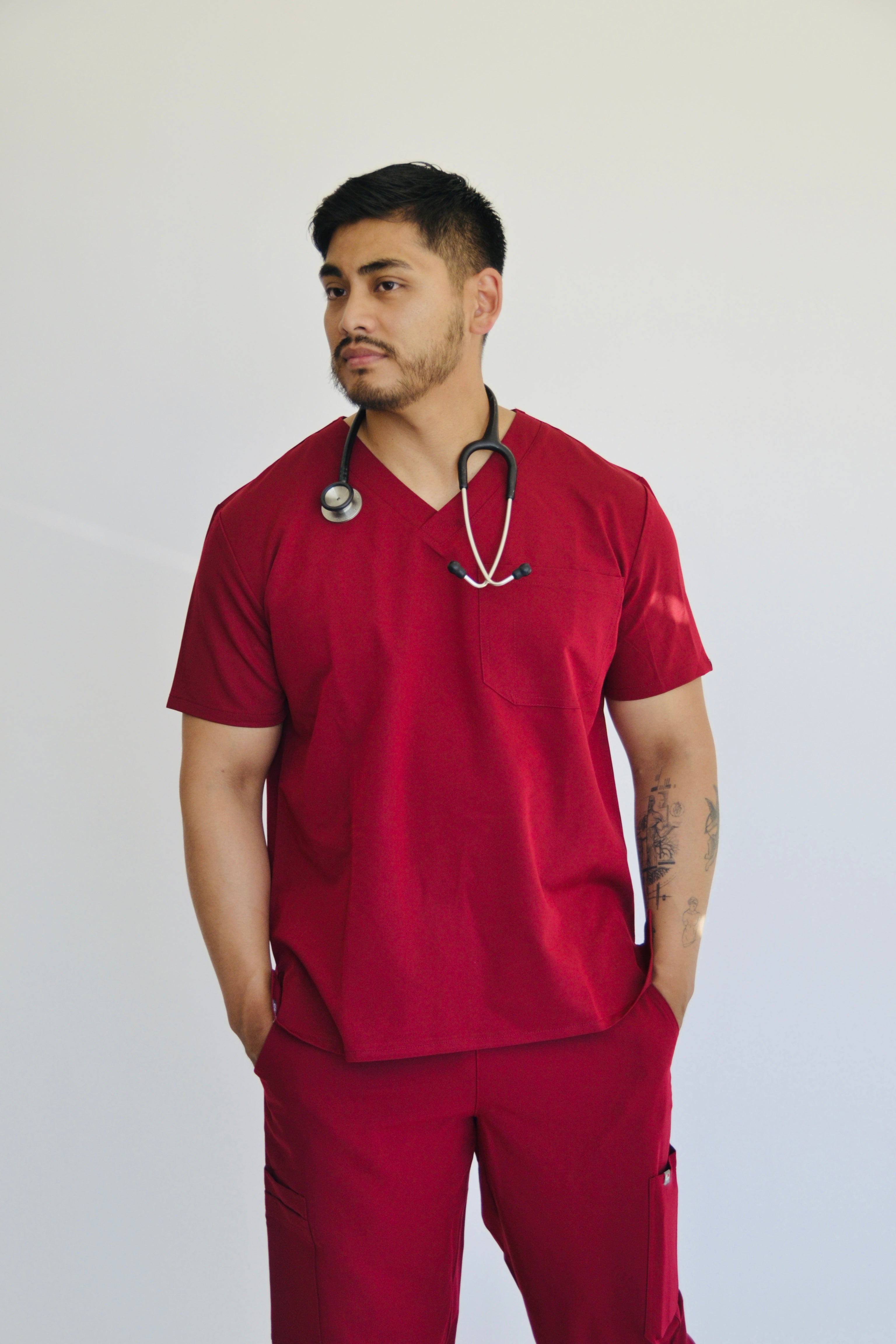 RAY V-NECK TOP WITH CHEST POCKET